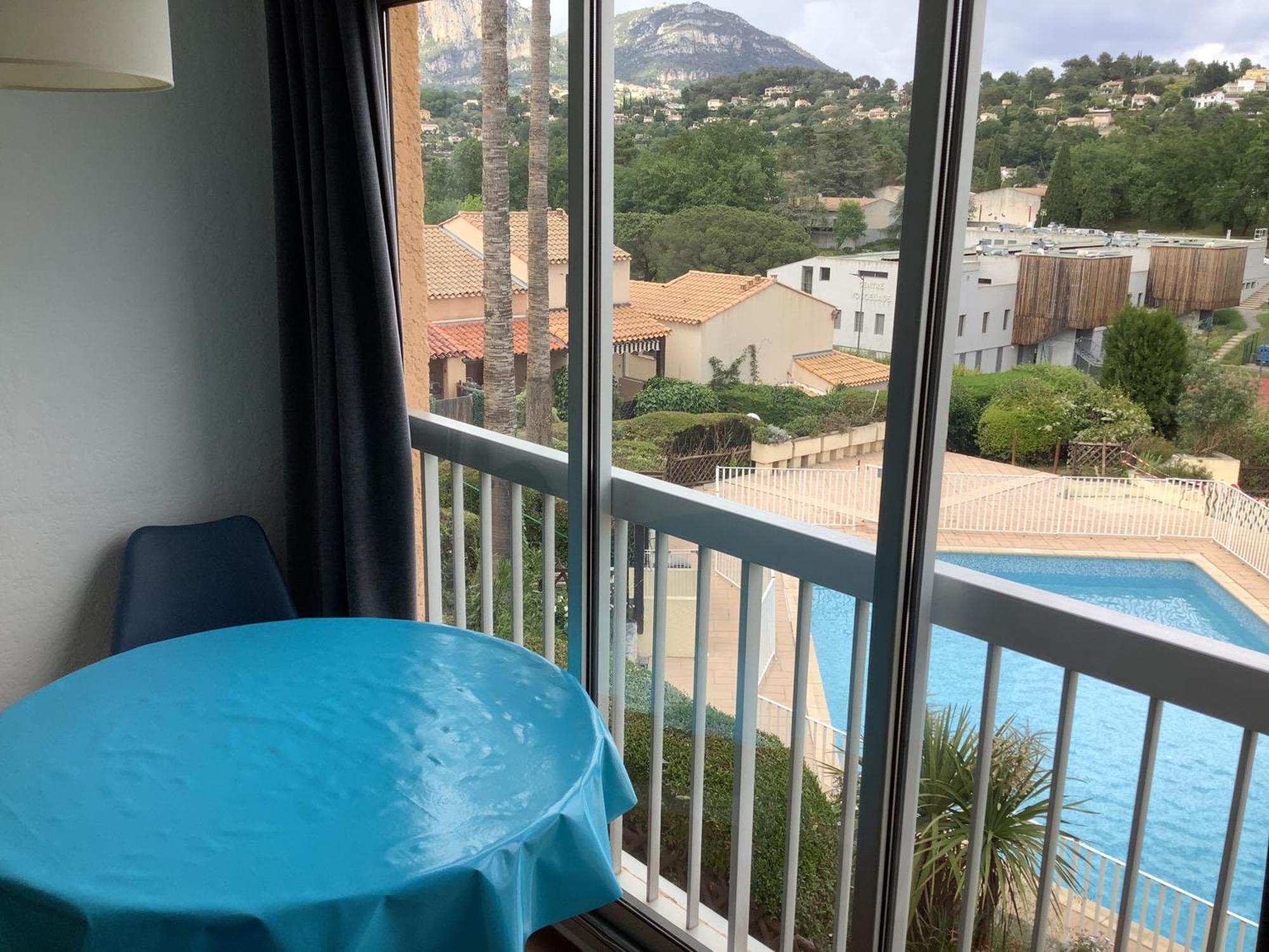 Au Calme Dans Hameau Fleuri Joli Studio 3 Pers Piscine Parking Wi-Fi Vence Exterior foto